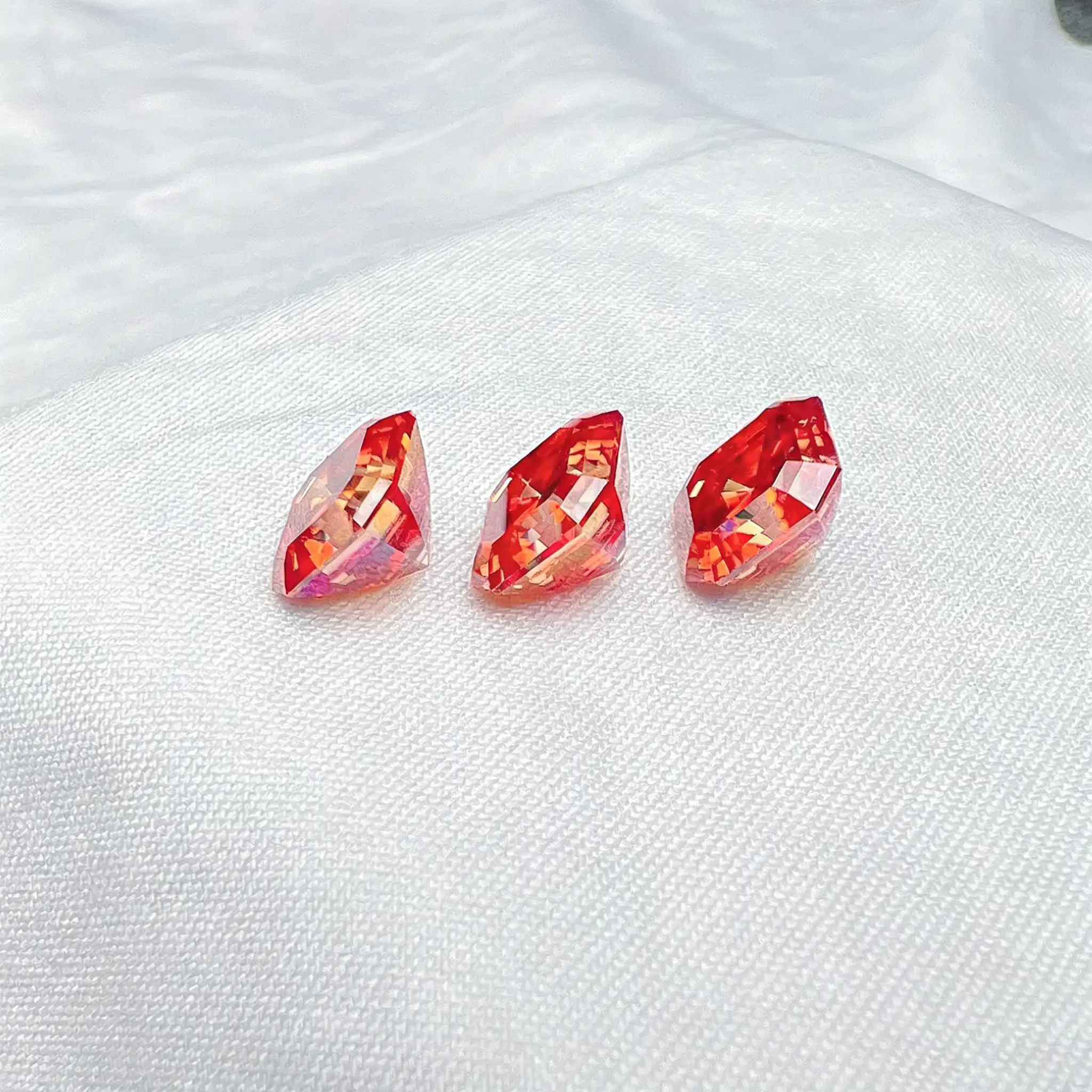 0.5-3ct Red Asscher Cut Moissanite Loose Stone Wholesale - Image 2
