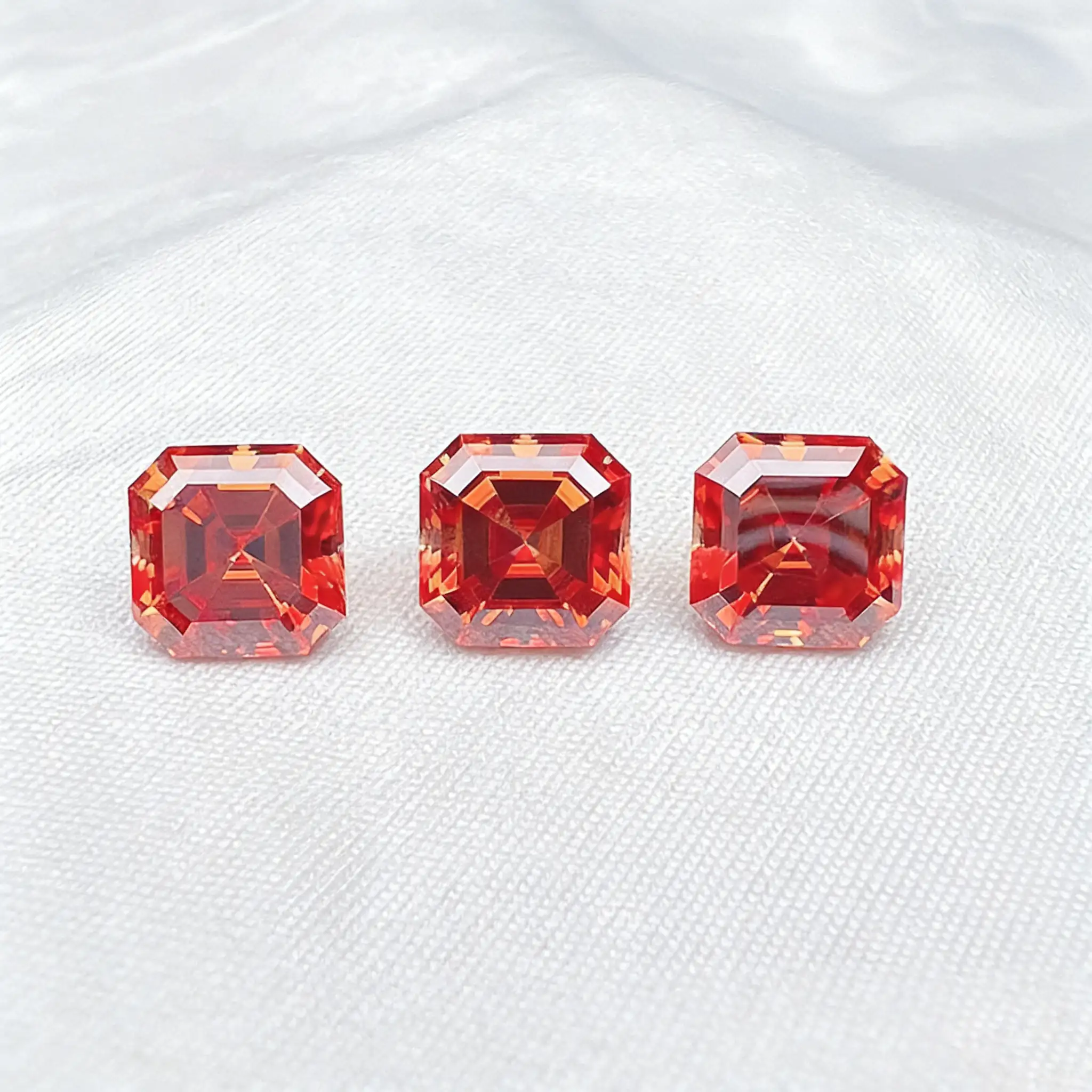 0.5-3ct Red Asscher Cut Moissanite Loose Stone Wholesale