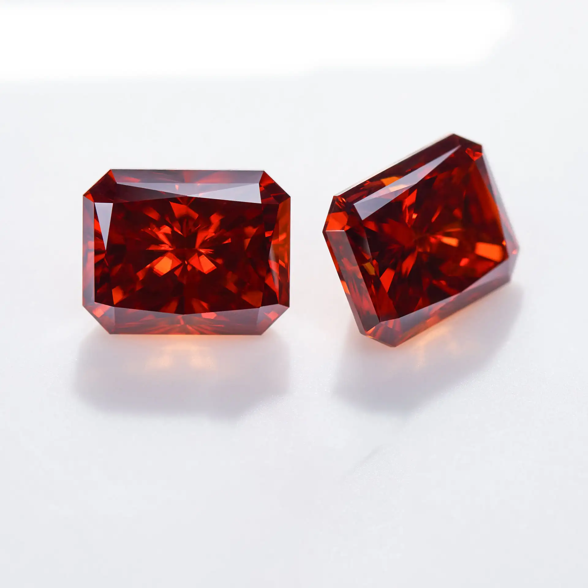 0.5-3ct Red Radiant Cut Moissanite Loose Stone Wholesale