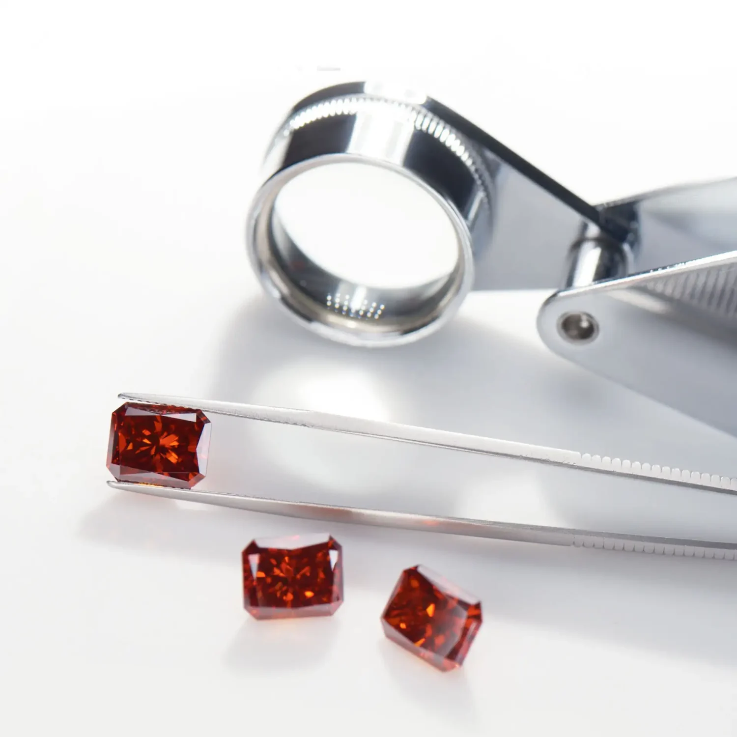 0.5-3ct Red Radiant Cut Moissanite Loose Stone Wholesale - Image 4