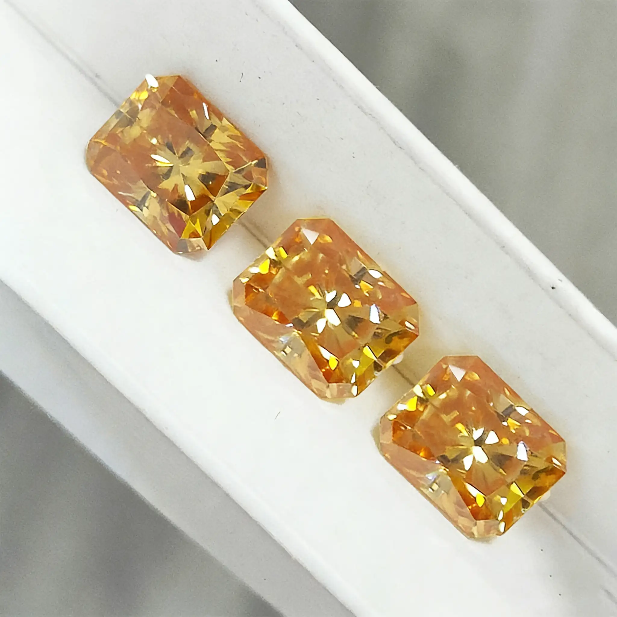 0.5-3ct Yellow Radiant Cut Moissanite Loose Stone Wholesale - Image 4
