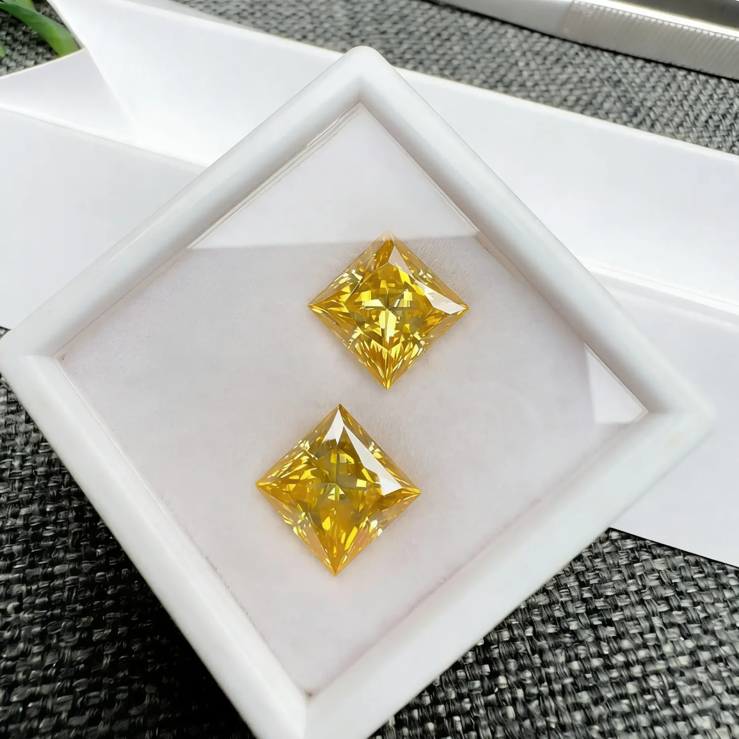 Alternative view of 0.6-5ct Yellow Princess Cut Moissanite Loose Stone Wholesale