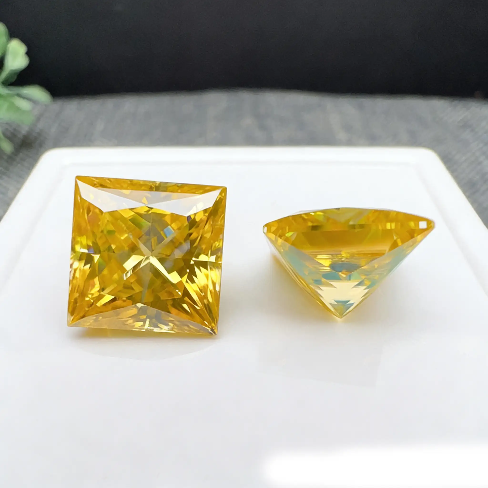 0.6-5ct Yellow Princess Cut Moissanite Loose Stone Wholesale - Image 5