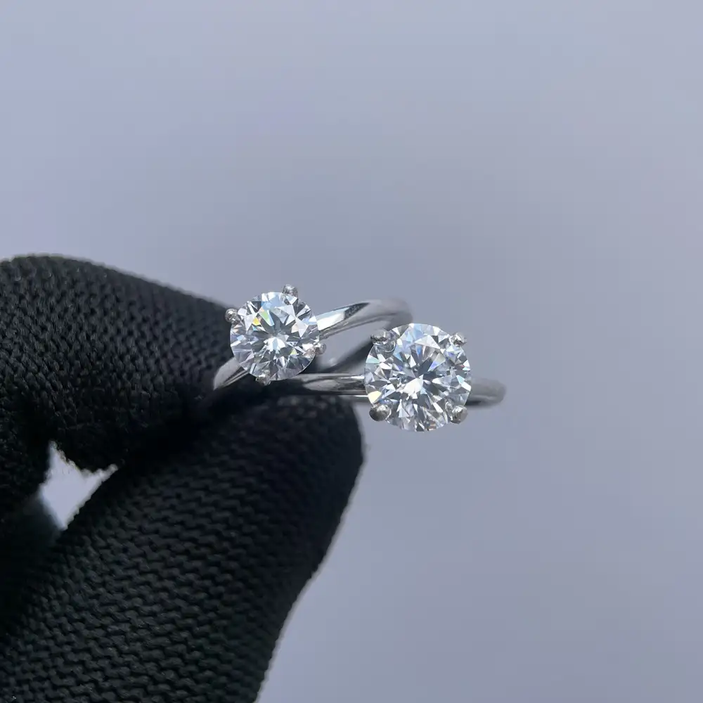 4-claw S925 Sterling Silver 1-3ct Moissanite Engagement Rings - Image 4