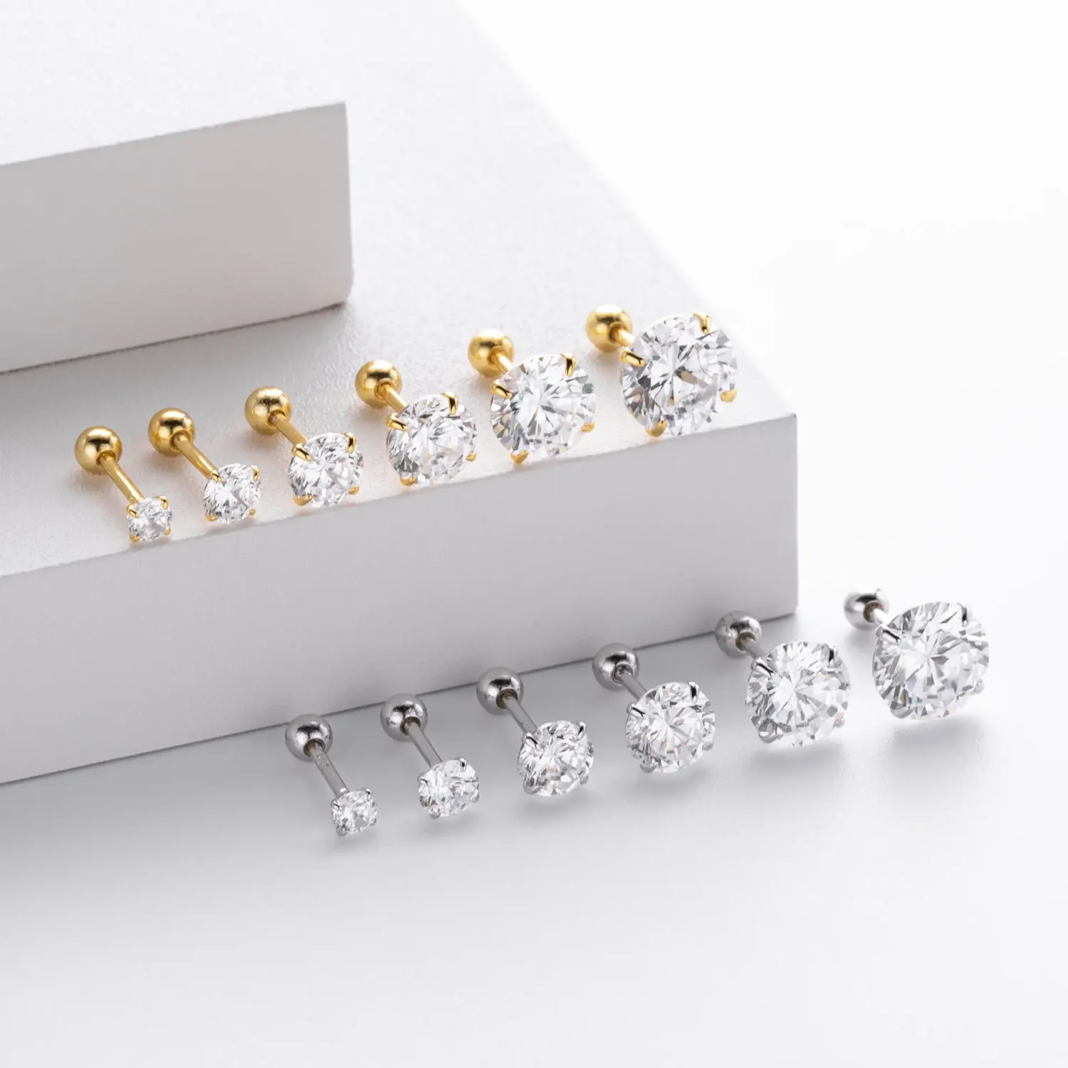 4-claw S925 Sterling Silver GRA Moissanite Earrings - Image 4