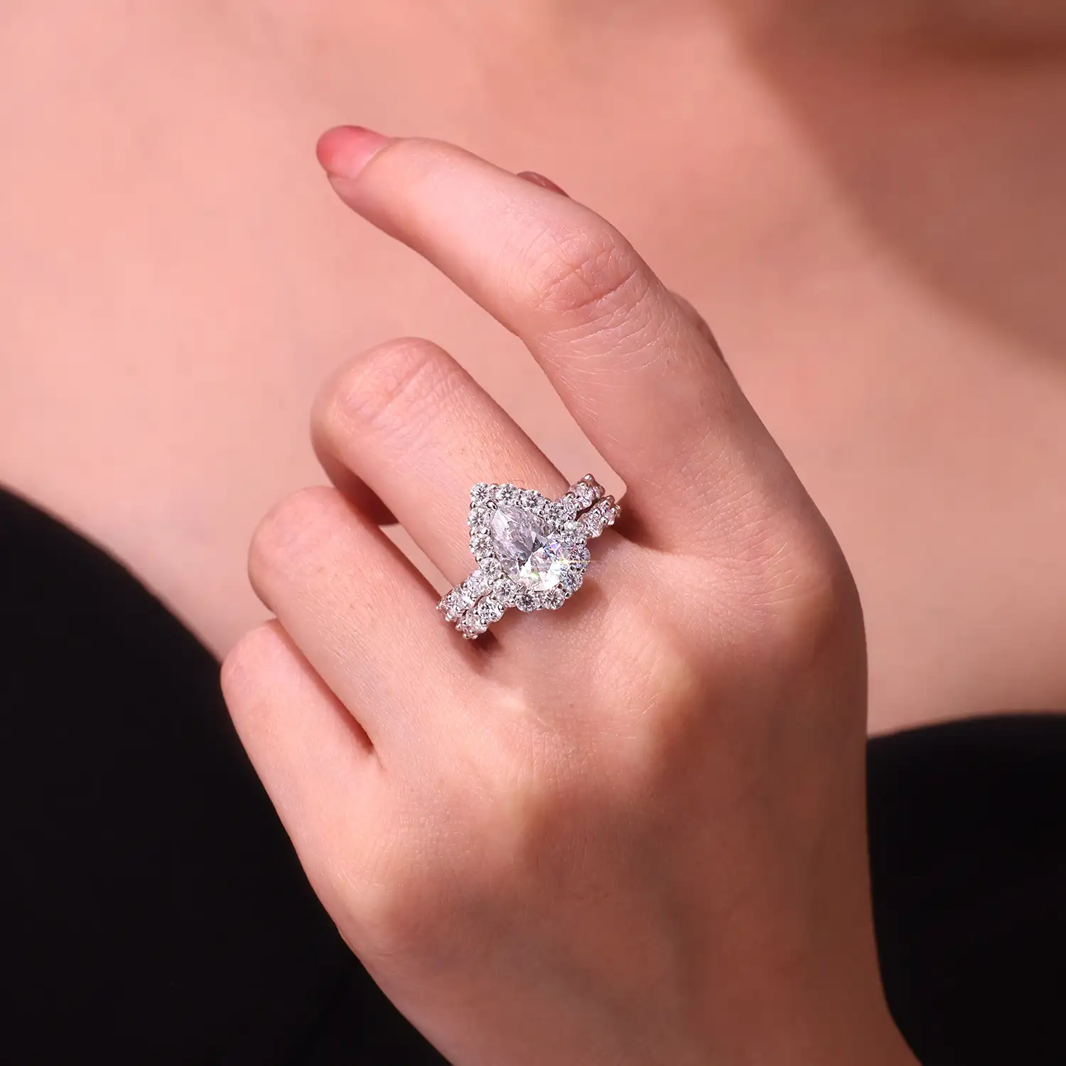 Alternative view of 2.5ct Womens Pear Shaped Moissanite Engagement Ring Set