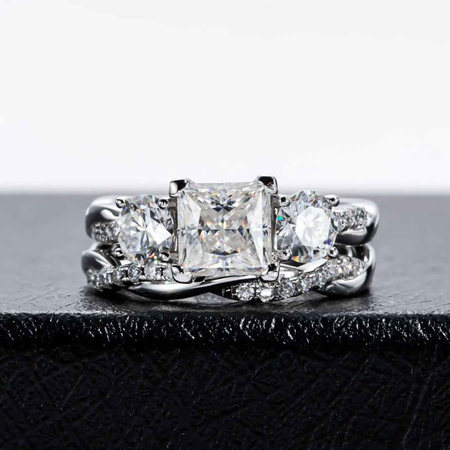 S925 Sterling Silver Twist Princess Cut Moissanite Ring Set - Image 5