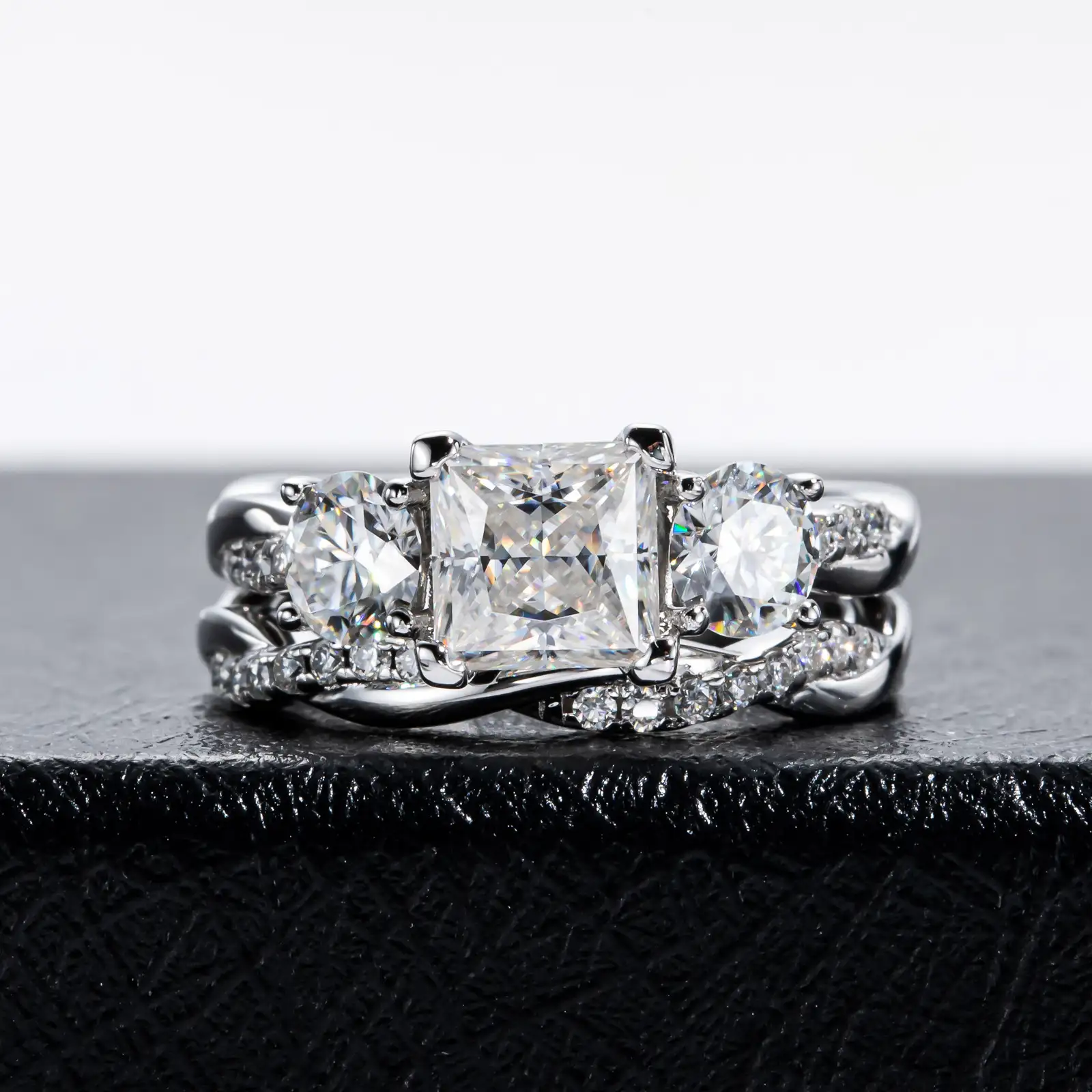 S925 Sterling Silver Twist Princess Cut Moissanite Ring Set - Image 5