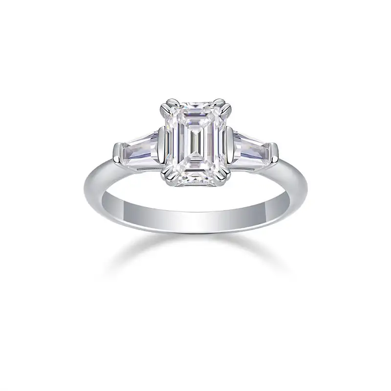 Vintage S925 Sterling Silver Emerald Cut Moissanite Ring - Image 5