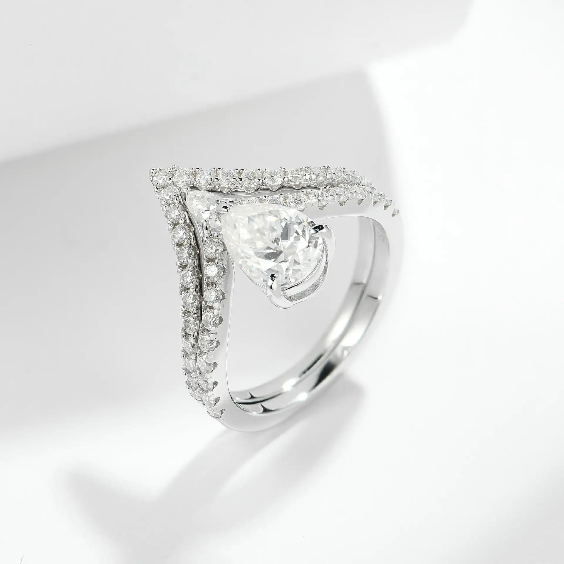 Vintage S925 Sterling Silver Pear Shaped Moissanite Rings Set - Image 3