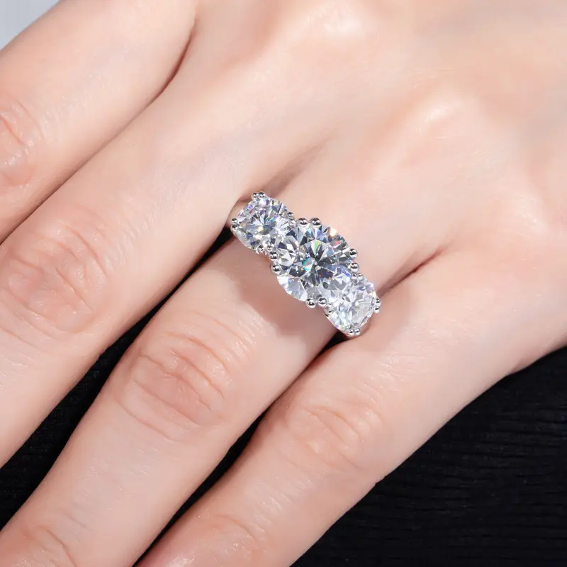 Alternative view of Luxury S925 Sterling Silver 5 Carat Moissanite Ring