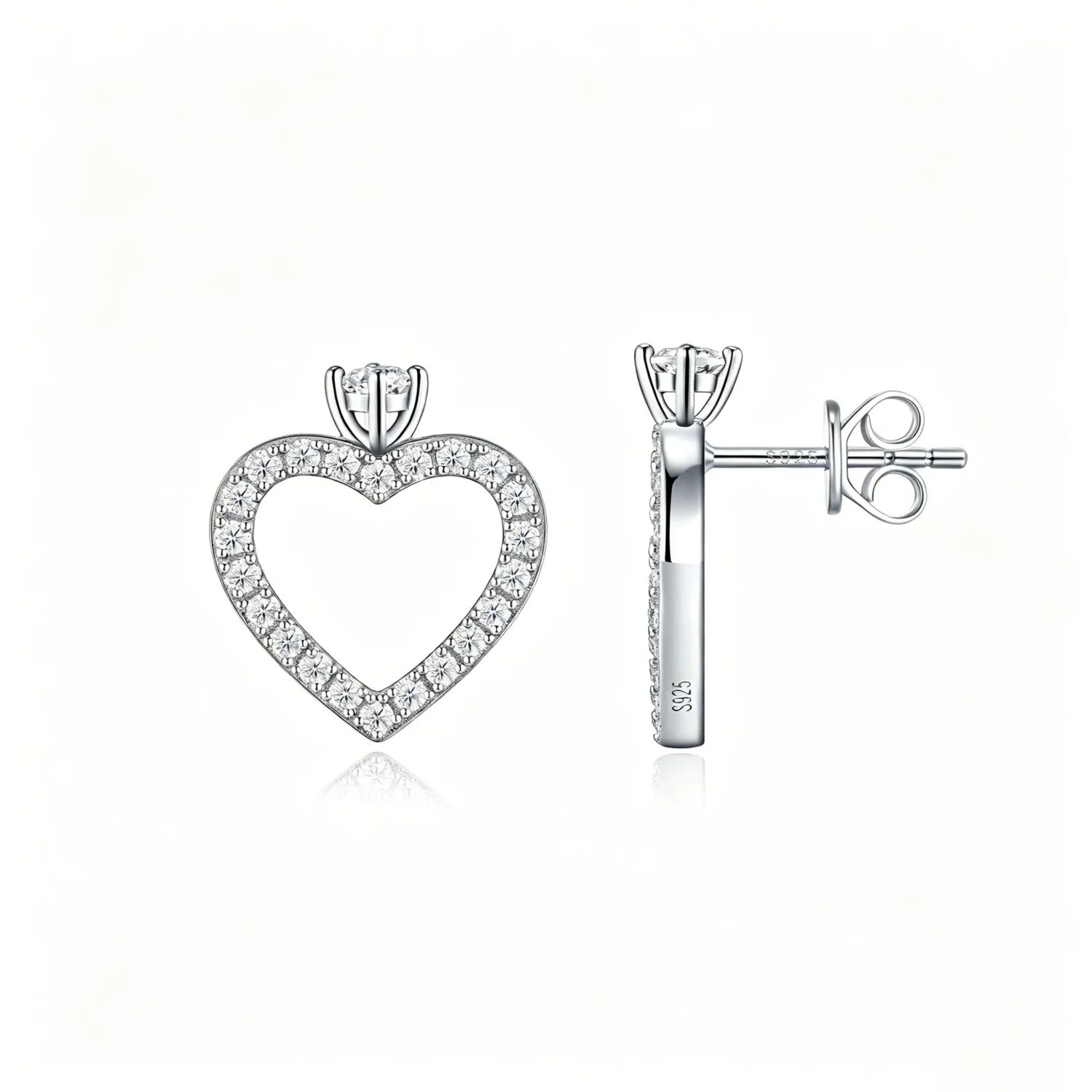 Chic S925 Sterling Silver Moissanite Heart Earrings