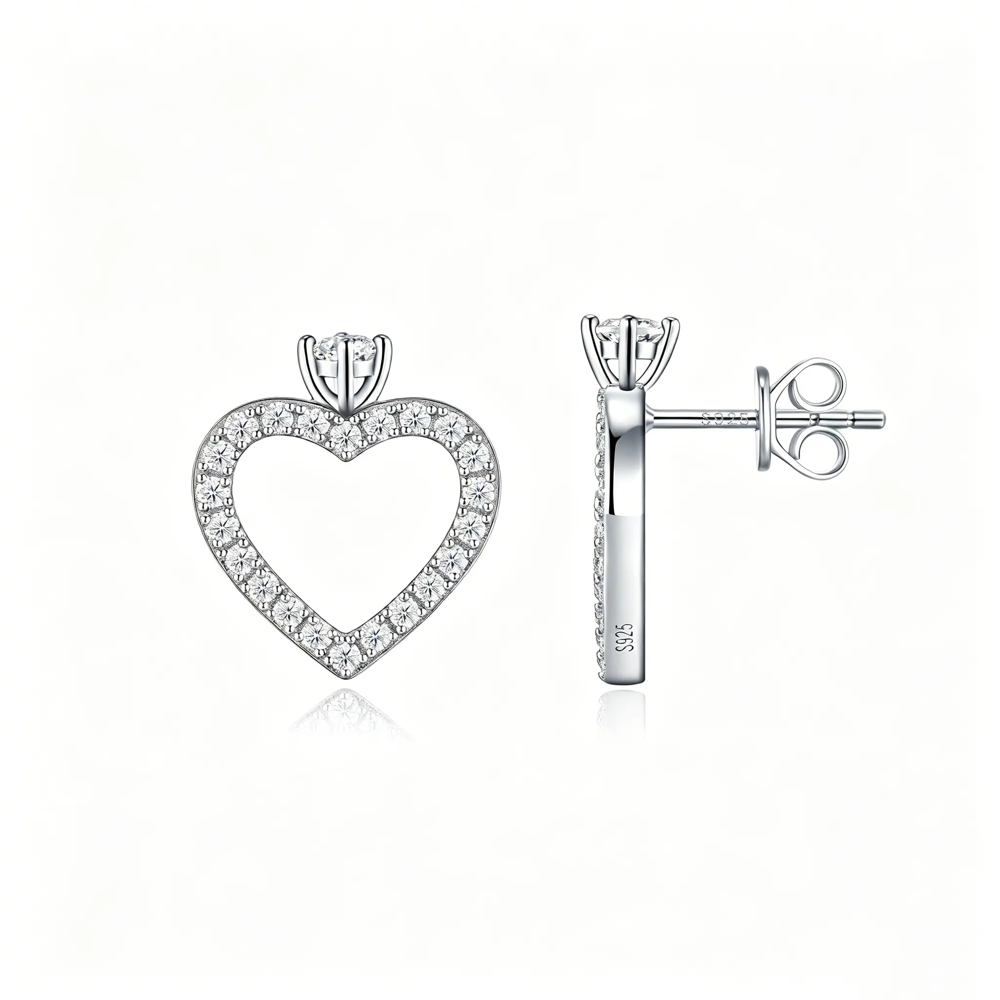 Chic S925 Sterling Silver Moissanite Heart Earrings