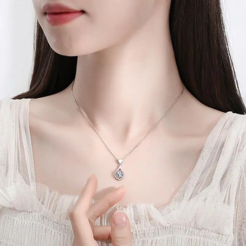 Alternative view of Elegant S925 Sterling Silver 1ct Moissanite Pendant Necklace