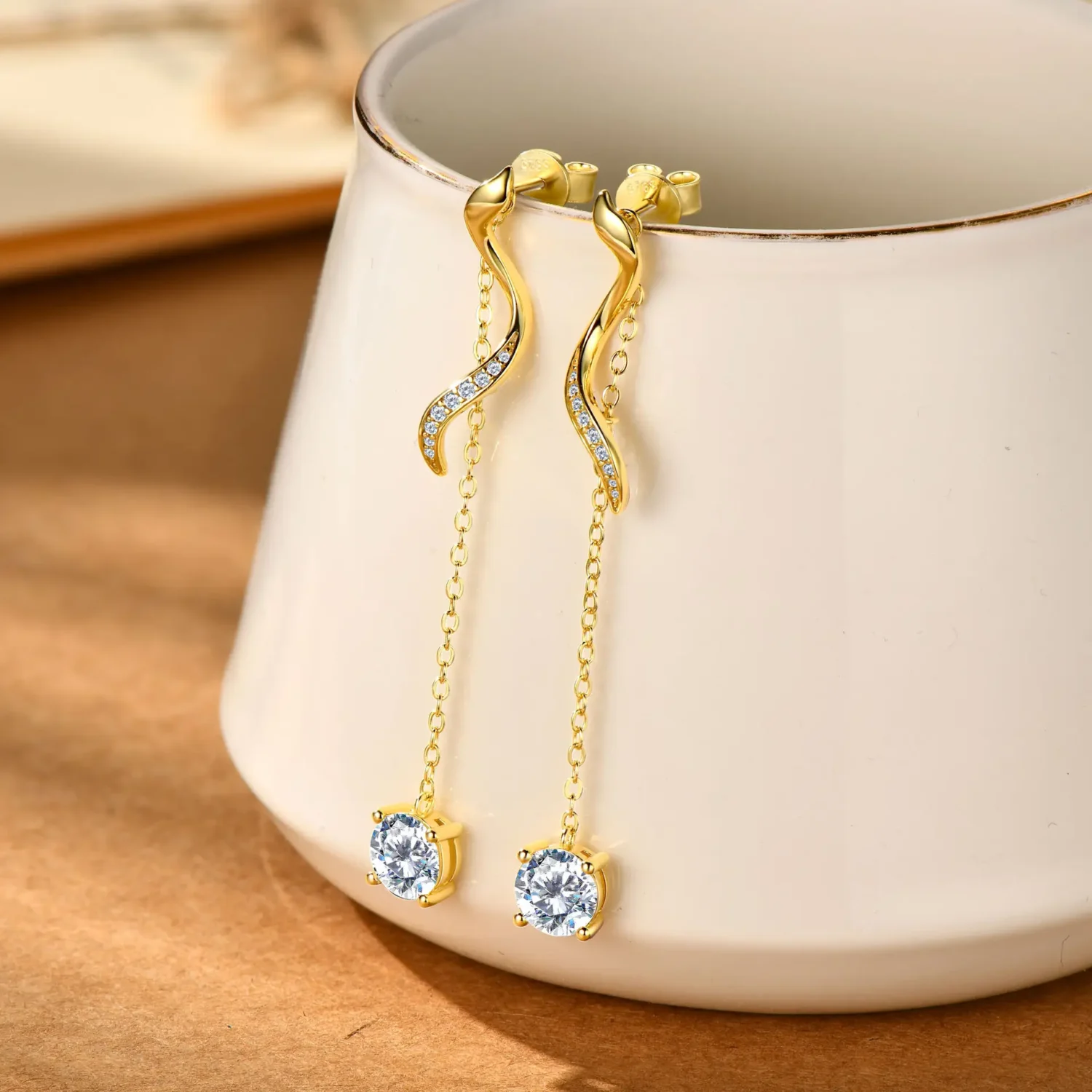 S-shaped S925 Sterling Silver Moissanite Drop Earring - Image 4
